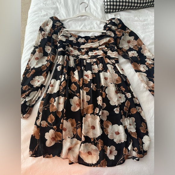 Abercrombie & Fitch Black and Brown Floral Dress - Picture 1 of 5